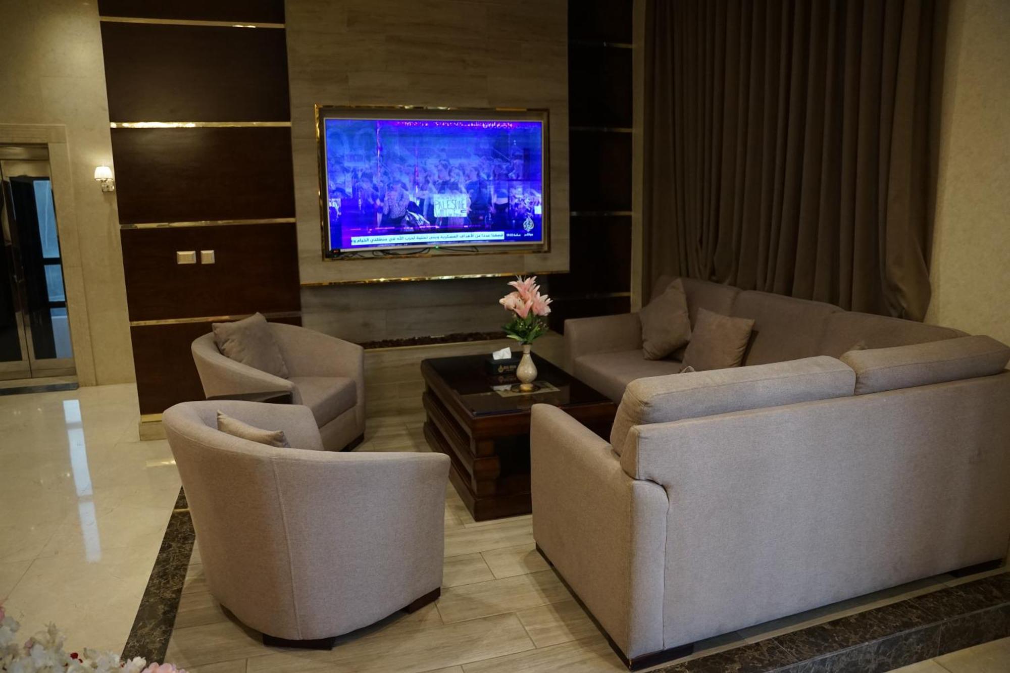 Big Ben Hotel Suites Amman Exteriör bild