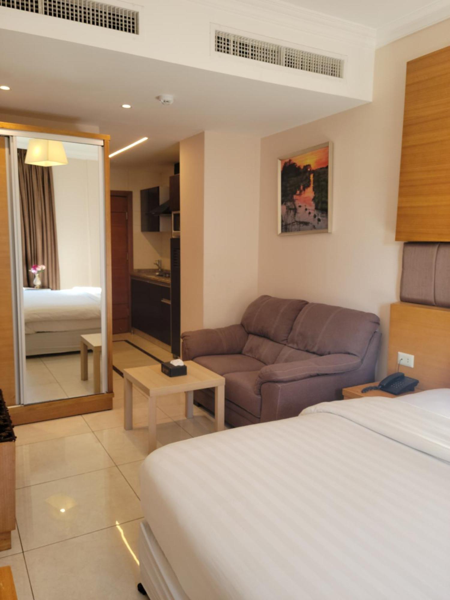 Big Ben Hotel Suites Amman Exteriör bild