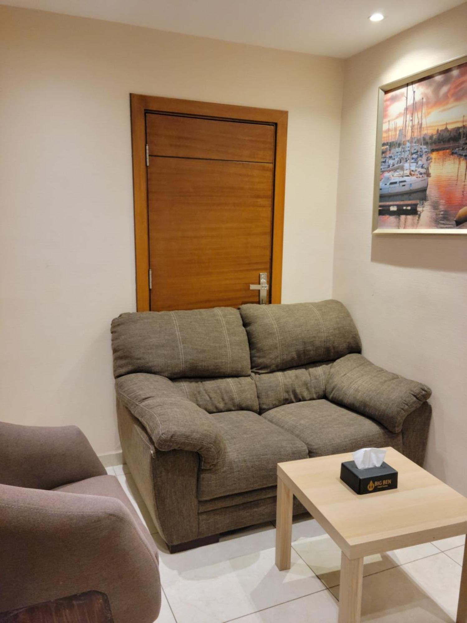 Big Ben Hotel Suites Amman Exteriör bild