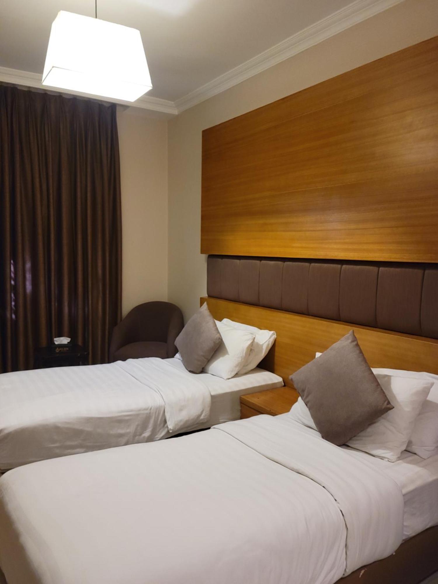 Big Ben Hotel Suites Amman Exteriör bild